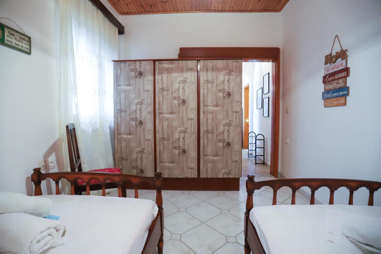 Daire Family House At Corfu Town *