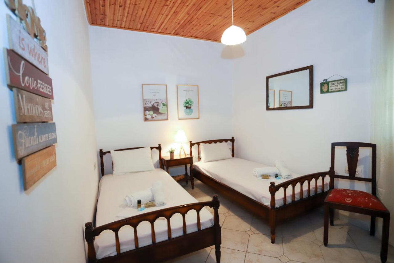 Daire Family House At Corfu Town *